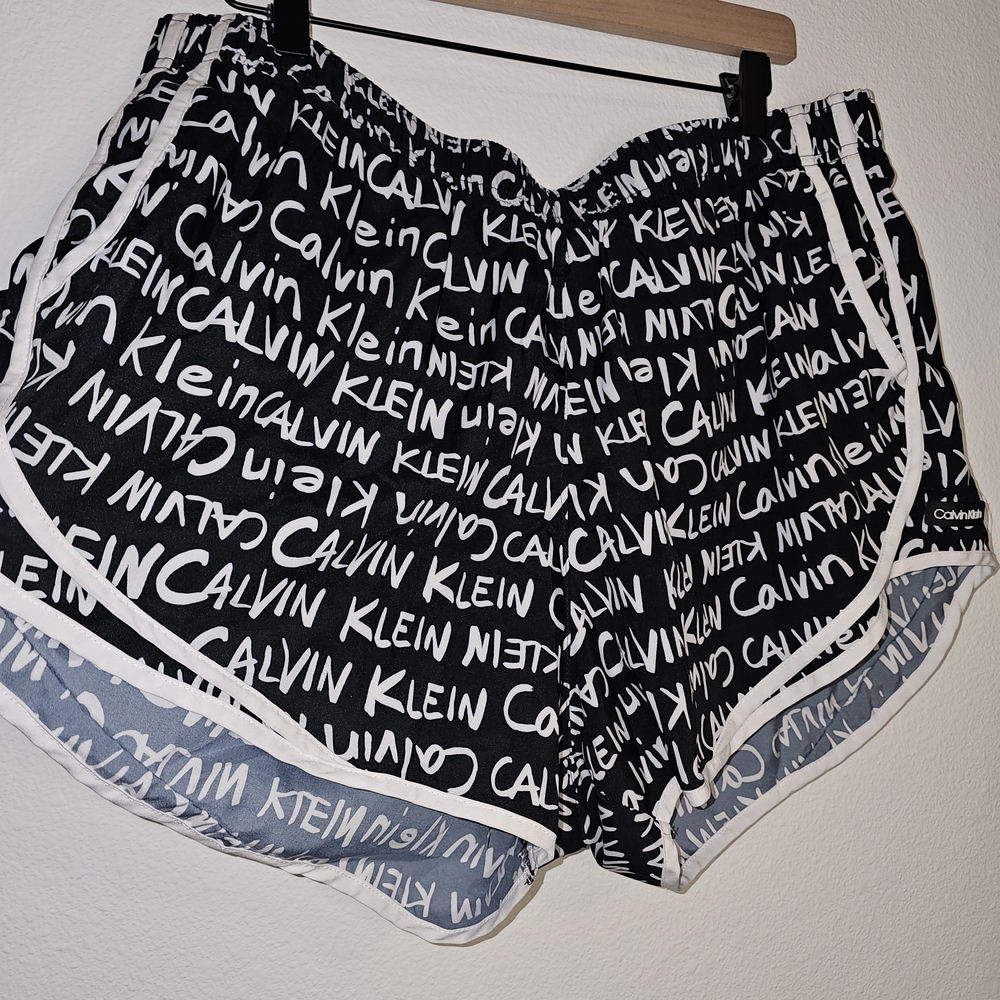 Calvin Klein Women's Black and White Shorts